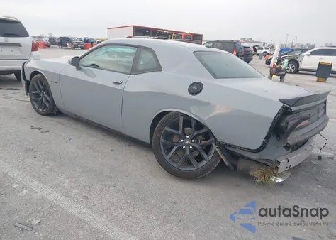 2022 Dodge Challenger R/T z USA, uszkodzony, nr VIN 2C3CDZBTXNH234196